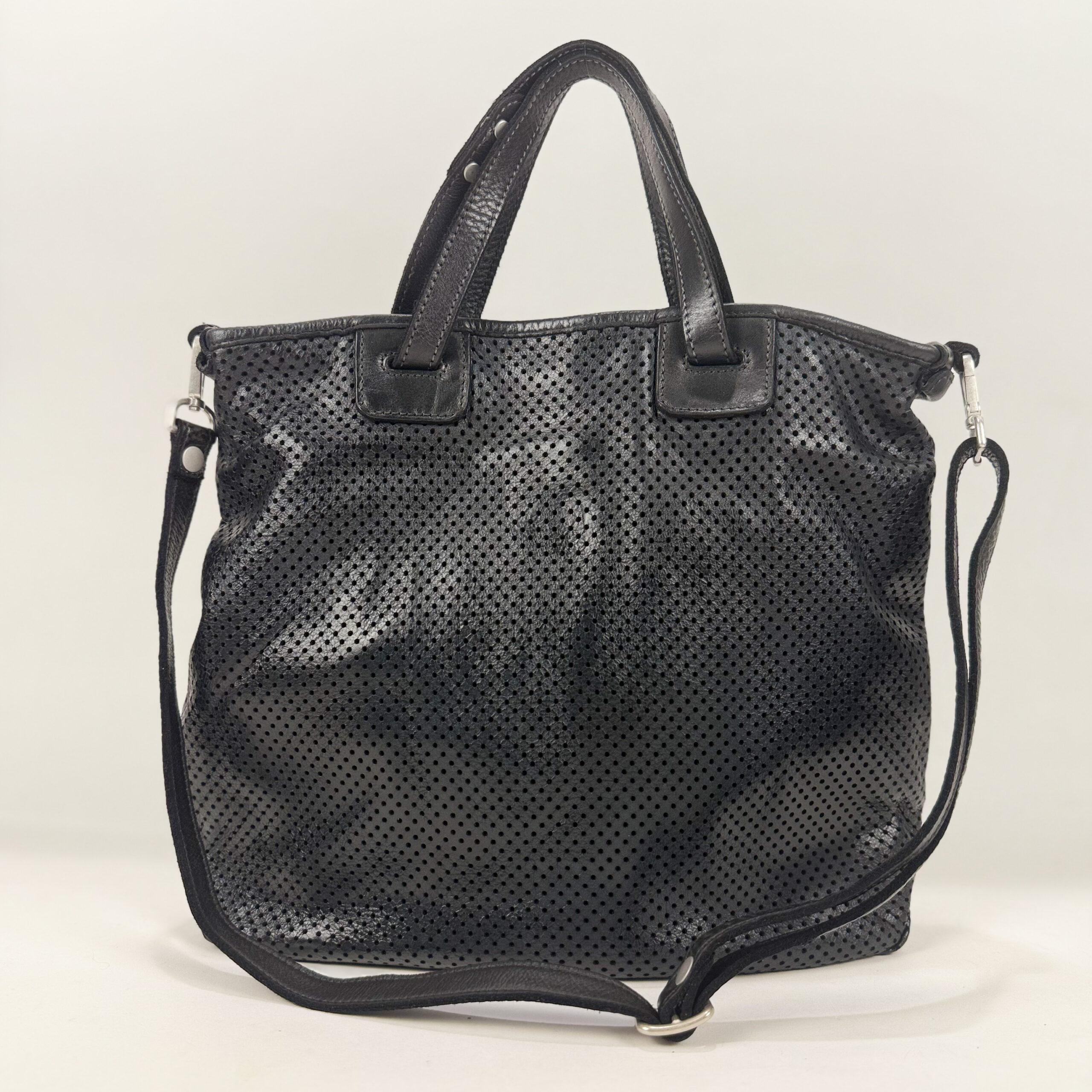 re edition dots black_edited